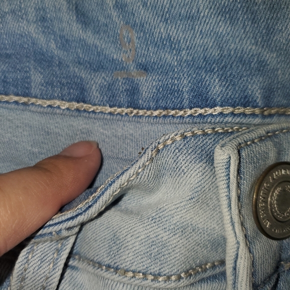 NWOT Distressed jeans - Picture 9 of 12